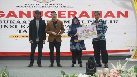 Bawaslu Nunukan Terima Penghargaan