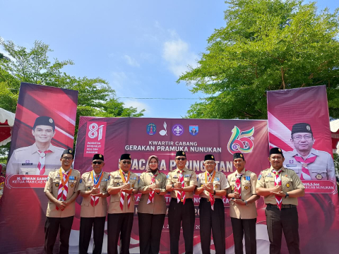 Ketua Bawaslu Nunukan Moch. Yusran saat menghadiri Upacara Peringatan Hari Pramuka di alun-alun Kabupaten Nunukan